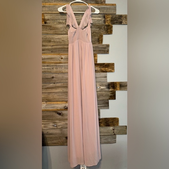 Show Me Your Mumu Xs- June Maxi Dress 
Soft Beige Chiffon color - Picture 3 of 8